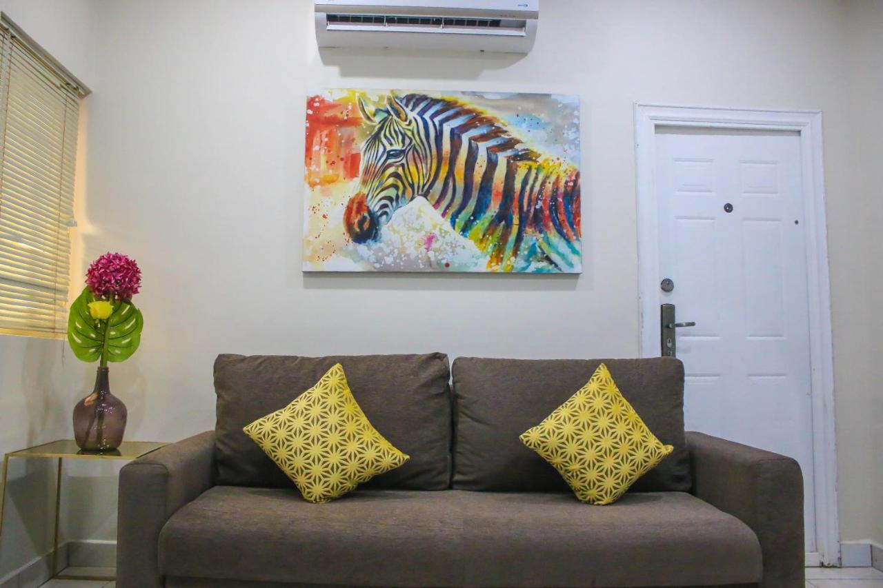 Earl Heights Suites Hotel Accra Kültér fotó